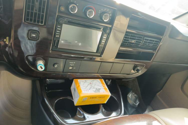 Used GMC SAVANA 2011 6.0L Business Star 7 seats
