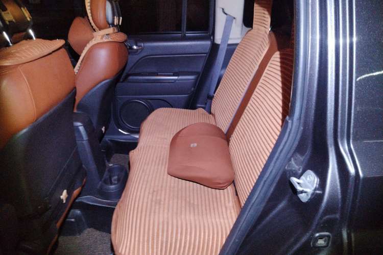 Used Jeep Patriot 2014 2.4L Sport Edition Left Rear Seat