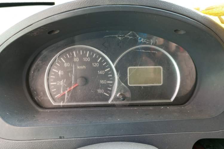 Used BAIC Weiwang 306 2011 1.3L base model 7 seats
