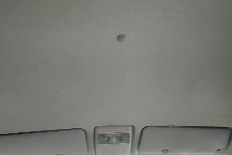 Used Jinbei New Hiace X30L 2022 1.5L Wealth Edition Non-Air-Conditioned Bus China VI Standard SWC15M