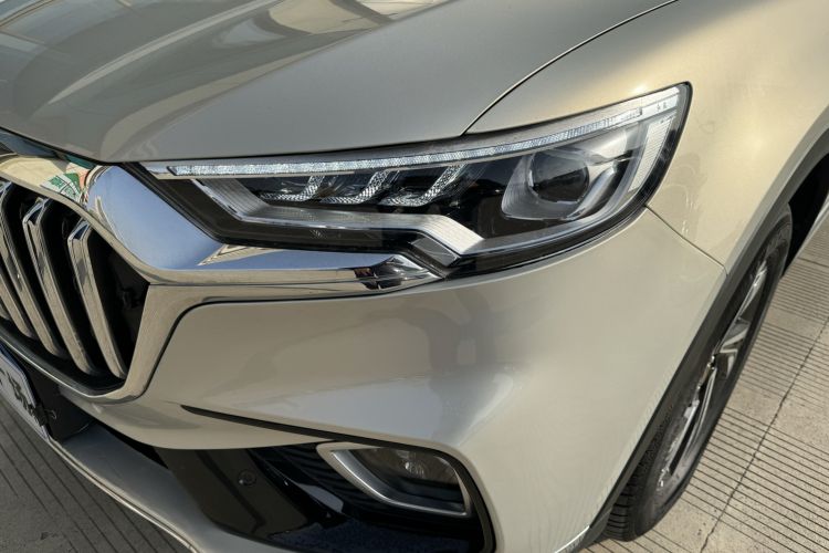 Used Hongqi HS5 2022 Revised Version 2.0T Smart Connect Flagship Edition
