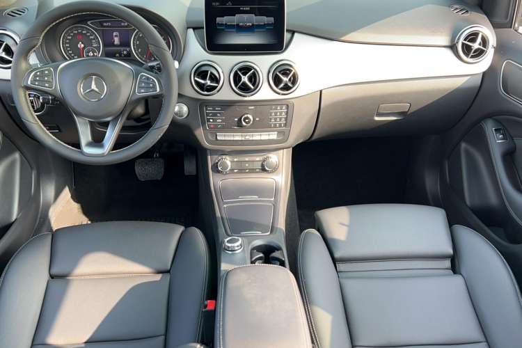 Used Mercedes-Benz B-Class 2018 B 200 Sport Edition