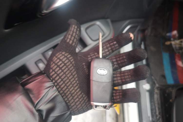 Used FAW Senya R7 2017 1.6L Manual Fashion Model