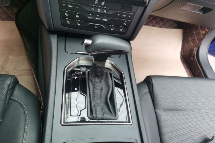 Used Hongqi H7 2018 2.0T Flagship Edition