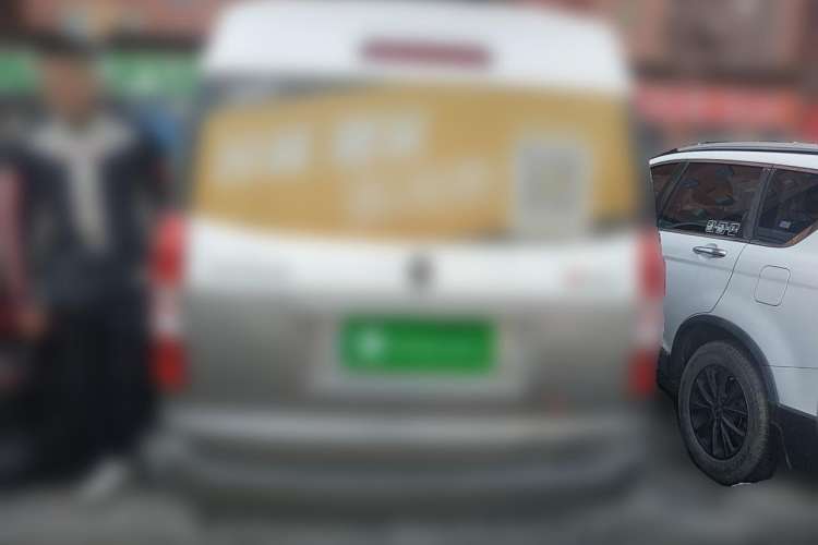 Used Jinbei New Hiace X30L 2022 1.5L Wealth Edition Non-Air-Conditioned Bus China VI Standard SWC15M