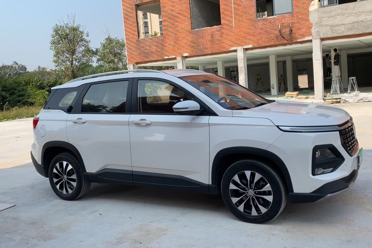 Used Baojun 530 2021 Global Car Anniversary Edition 1.5T CVT Luxury Model 6 Seats
