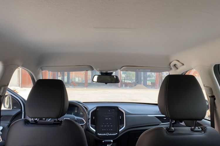 Used Baojun 530 2021 Global Car Anniversary Edition 1.5T CVT Luxury Model 6 Seats
