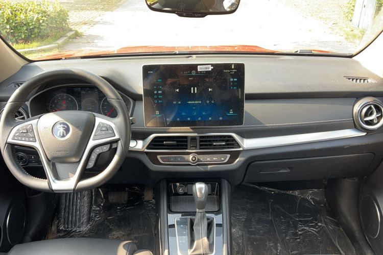 Used BYD Song 2019 1.5TI Automatic Smart Connect Dynamic Model
