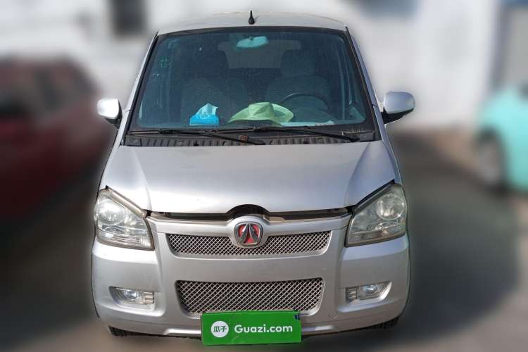 Used BAIC Weiwang 306 2011 1.3L base model 7 seats
