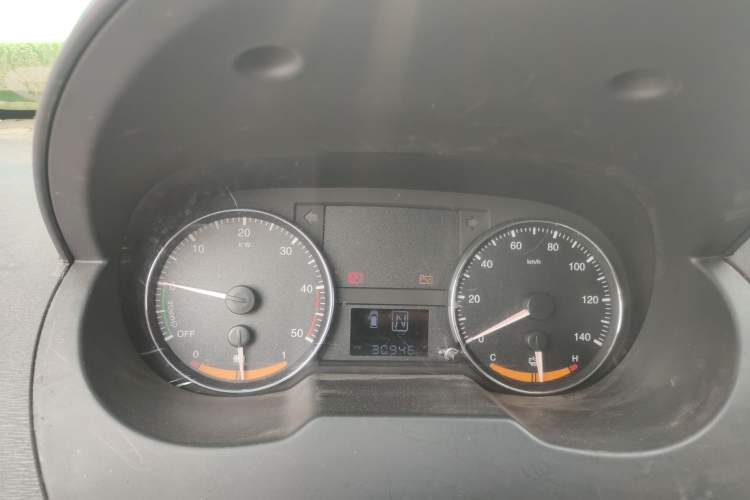 Used JAC iEV 2015 iEV4 Luxury Smart Model