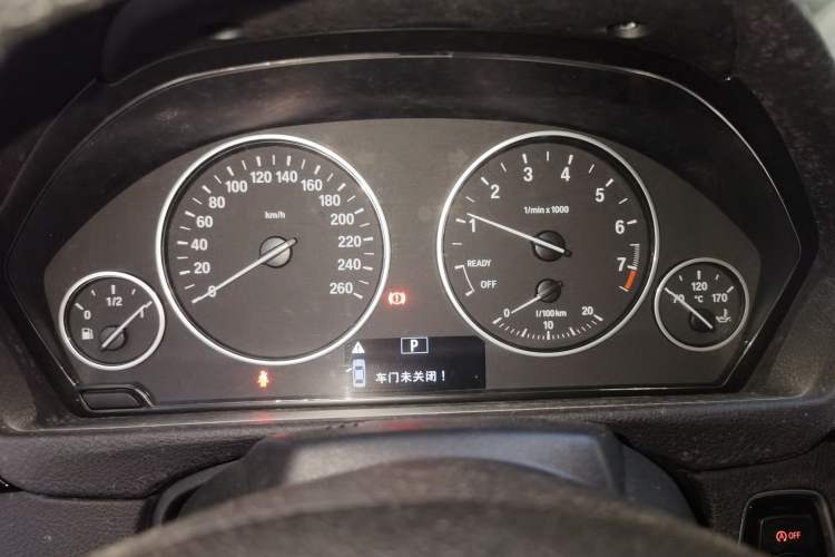 Used BMW 4 Series 2016 420i Convertible Fashion Model
