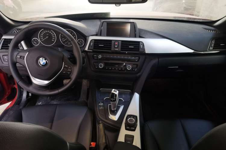 Used BMW 4 Series 2016 420i Convertible Fashion Model
