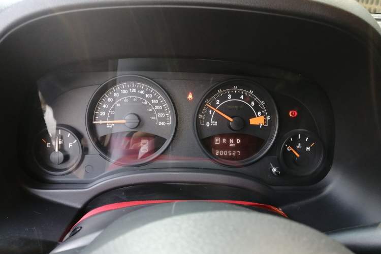 Used Jeep Patriot 2014 2.4L Serpentine Collection Edition
