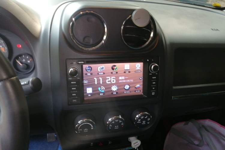 Used Jeep Patriot 2014 2.4L Serpentine Collection Edition
