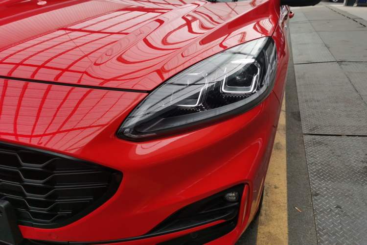 Used Ford Escape 2020 EcoBoost 245 Four-Wheel Drive ST-LINE Deluxe Edition
