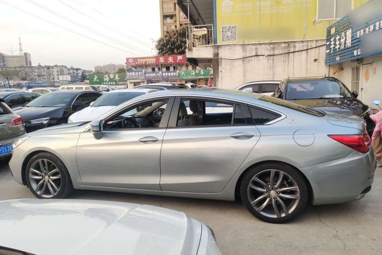 Used Hongqi H5 2018 30TD Smart Connective Dynamic 60th Anniversary Edition
