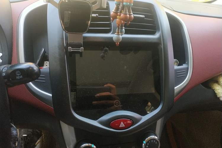 Used CHANGAN Benni 2014 1.4L Manual Sunroof Model Audio And AC Panel