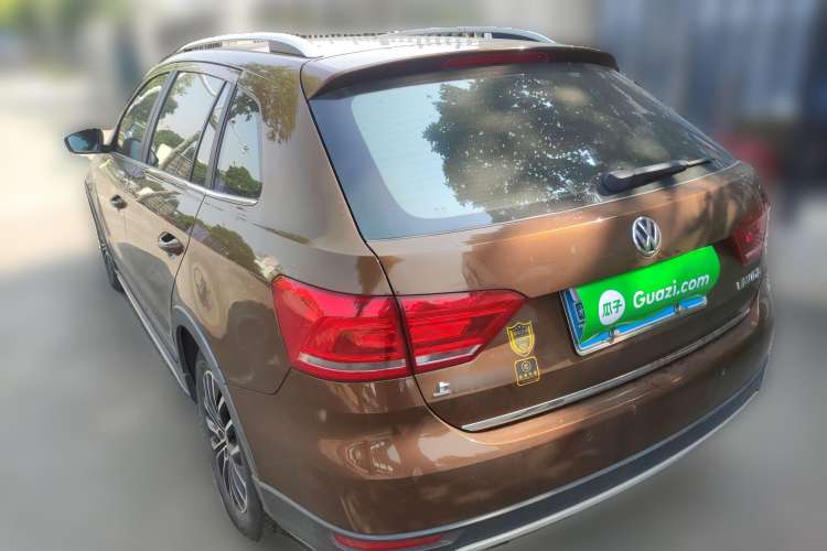 Used Volkswagen Cross Lavida 2014 1.6L Automatic Rear Left 45 Deg