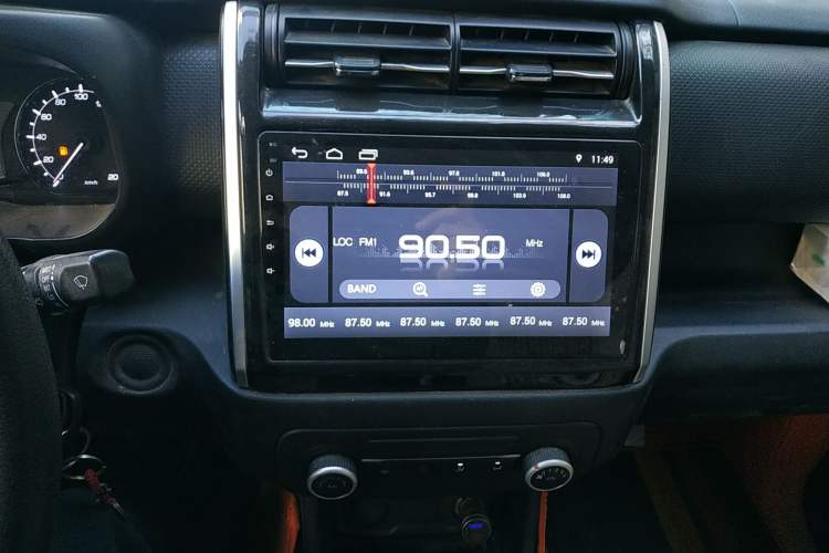 Used CHANGAN OSHAN X70A 2019 1.5L Manual Classic Model China VI Standard Audio And AC Panel