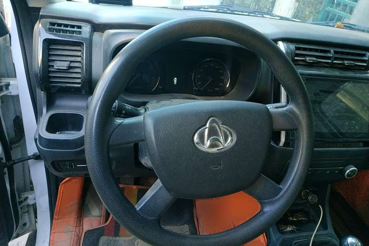 Used CHANGAN OSHAN X70A 2019 1.5L Manual Classic Model China VI Standard Steering Wheel