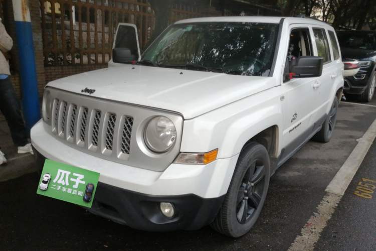 Used Jeep Patriot 2014 2.4L Serpentine Collection Edition