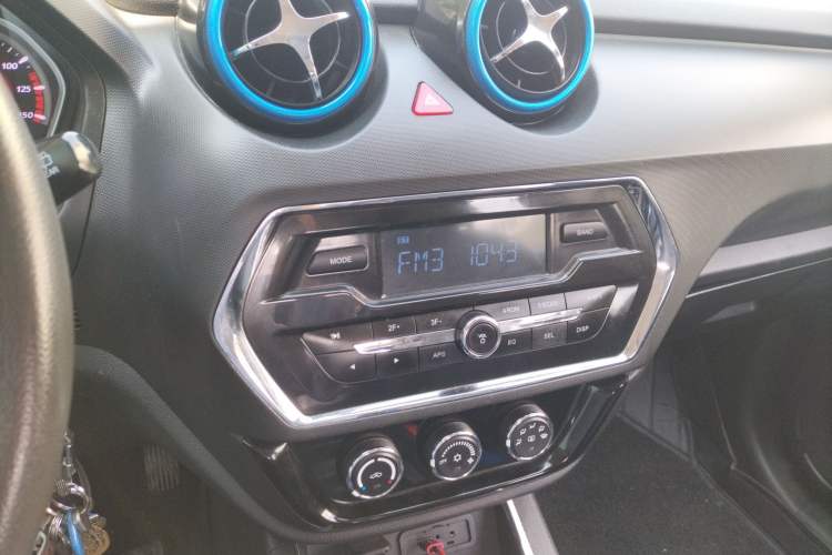 Used Soueast DX3 2018 EV400 Elite Edition