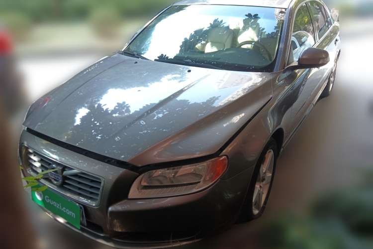 Used Volvo S80L 2010 2.5T Zhiya Edition