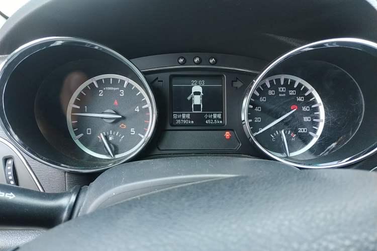 Used JAC T6 2020 2.0T Diesel Two-Wheel-Drive Elite Version Long Wheelbase China VI Emission Standard HFC4DB2-2E