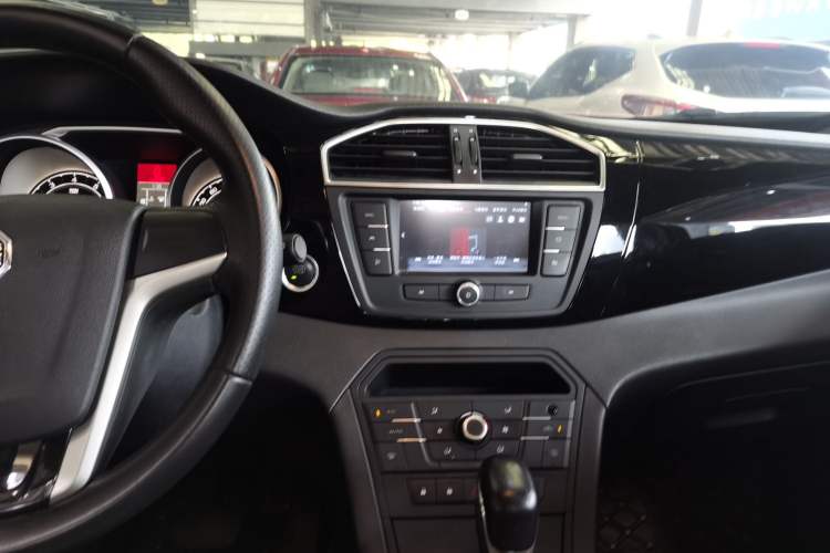 Used MG GS 2015 2.0TGI TST Luxury Edition
