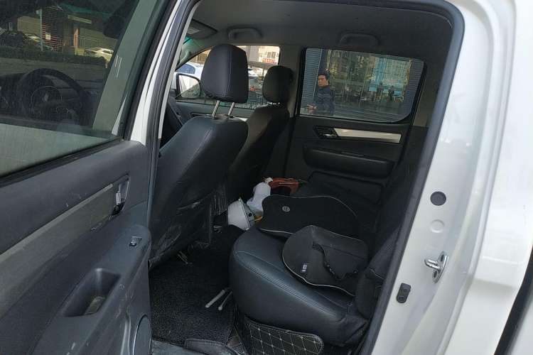 Used JAC T6 2020 2.0T Diesel Two-Wheel-Drive Elite Version Long Wheelbase China VI Emission Standard HFC4DB2-2E