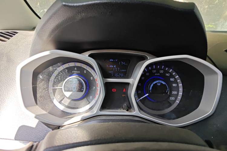 Used JAC Refine S3 2016 1.5L Manual Luxury Smart Version
