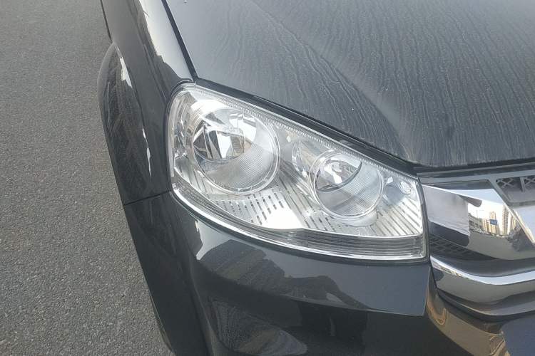 Used Great Wall Wingle 5 2021 2.4L Gasoline Two-Wheel-Drive Elite Version Small Double Cab China VI Emission Standard 4K22D4M
