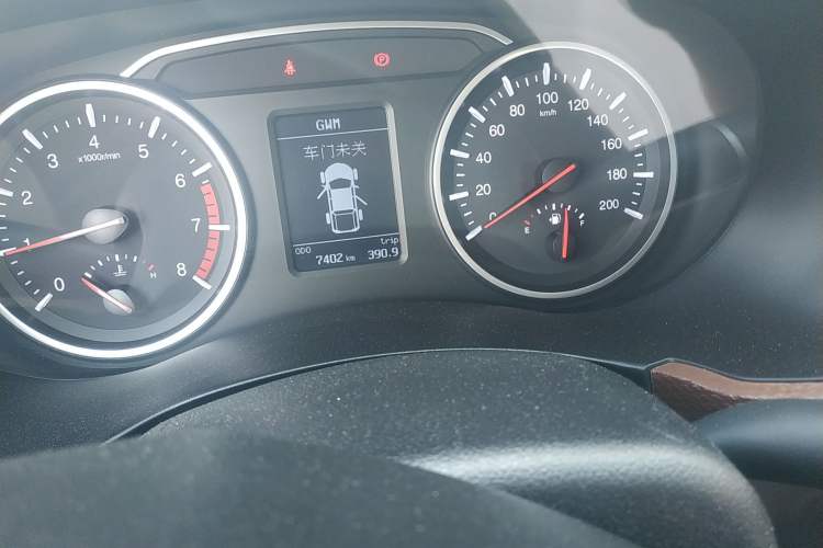 Used Great Wall Wingle 5 2021 2.4L Gasoline Two-Wheel-Drive Elite Version Small Double Cab China VI Emission Standard 4K22D4M
