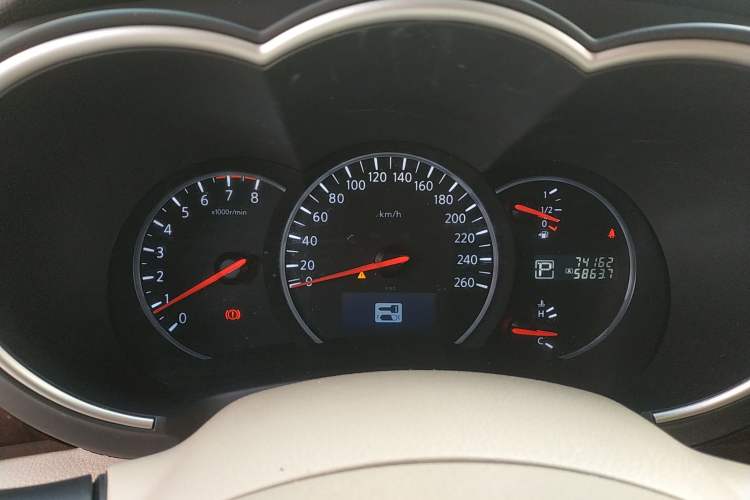 Used Nissan Quest 2015 3.5L SL
