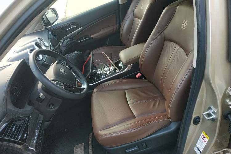 Used BYD Tang New Energy 2015 2.0T Four-Wheel-Drive Flagship Model Left Front Seat