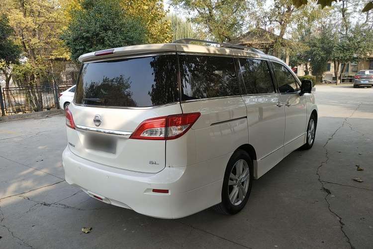 Used Nissan Quest 2015 3.5L SL
