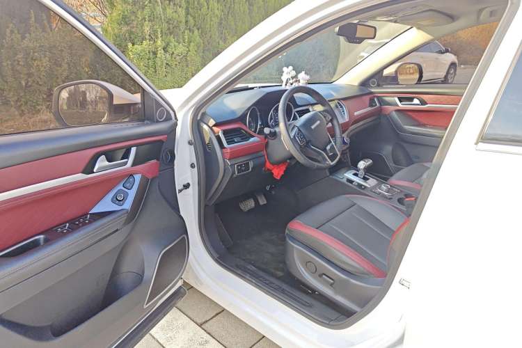 Used Haval H6 Coupe 2020 SmartConnect Edition 1.5T Automatic Two-Wheel Drive Luxury SmartConnect Model