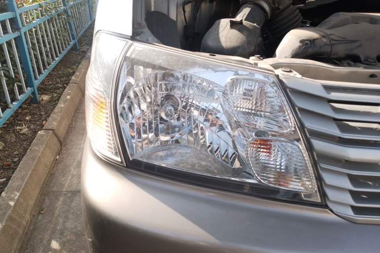 Used Jinbei Express 2020 2.0L Upgraded Version China VI Standard Luxury 9-Seater 1TZS