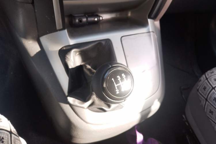 Used Jinbei Express 2020 2.0L Upgraded Version China VI Standard Luxury 9-Seater 1TZS