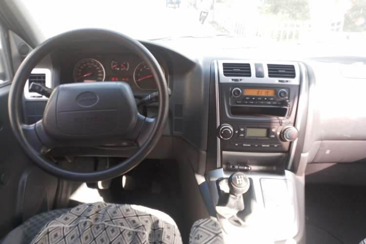 Used Jinbei Express 2020 2.0L Upgraded Version China VI Standard Luxury 9-Seater 1TZS