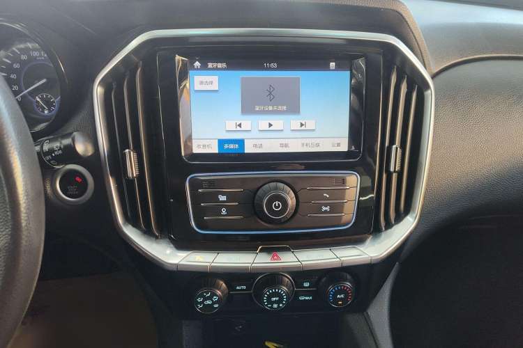 Used JMC Yusheng S350 2016 2.0T Automatic Two-Wheel Drive Gasoline Ultra-Luxury 5-Seater
