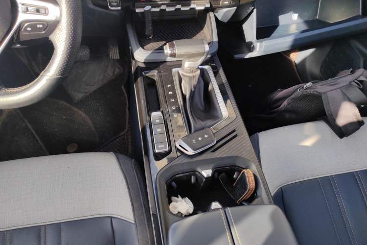 Used Baojun RM-5 2019 1.5T CVT 24-Hour Online Luxury Version 6 Seats