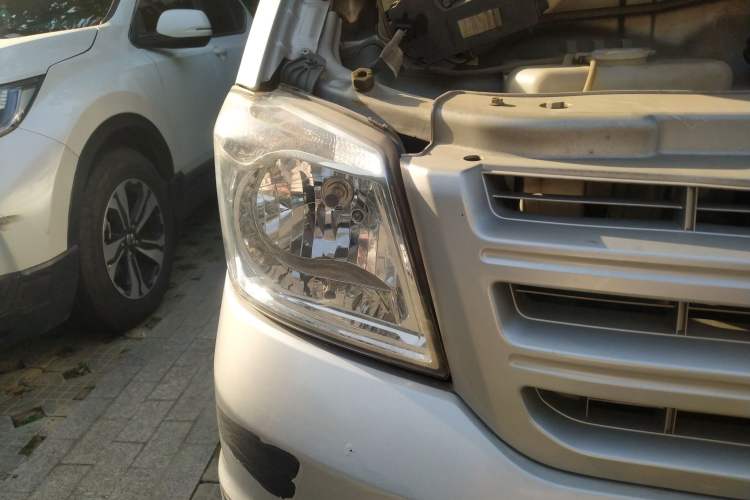 Used Dongfeng Xiaokang K07S 2018 1.2L Practical Model DK12 Right Front Headlight