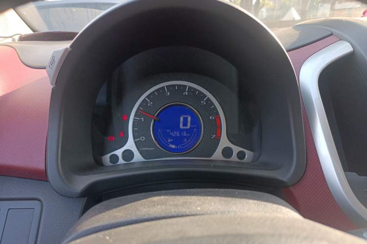 Used CHANGAN Benni 2015 1.4L Manual Luxury Model China IV Standard
