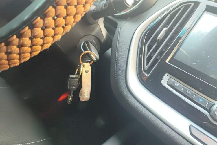 Used JETOUR X70M 2021 1.5T Manual Urban Partner Model 5 Seats Vehicle Key