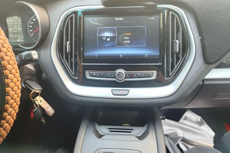 Used JETOUR X70M 2021 1.5T Manual Urban Partner Model 5 Seats Audio And AC Panel