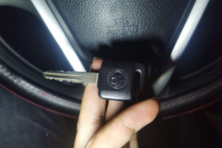 Used Venucia T70 2015 2.0L CVT Smart Choice Edition
