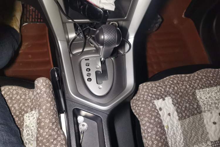 Used Venucia T70 2015 2.0L CVT Smart Choice Edition
