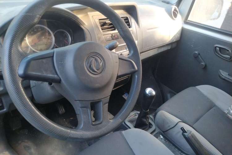 Used Dongfeng Xiaokang K07S 2018 1.2L Practical Model DK12 Center Console