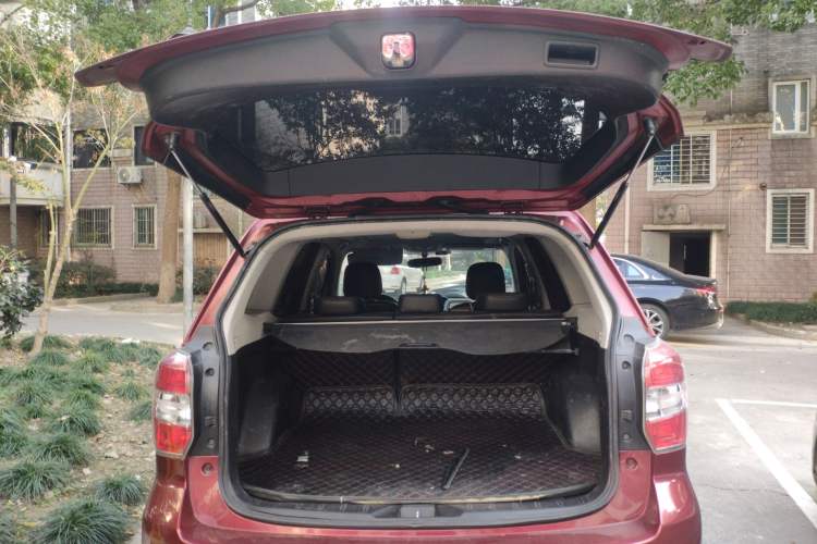 Used Subaru Forester 2013 2.0i Automatic Luxury Edition